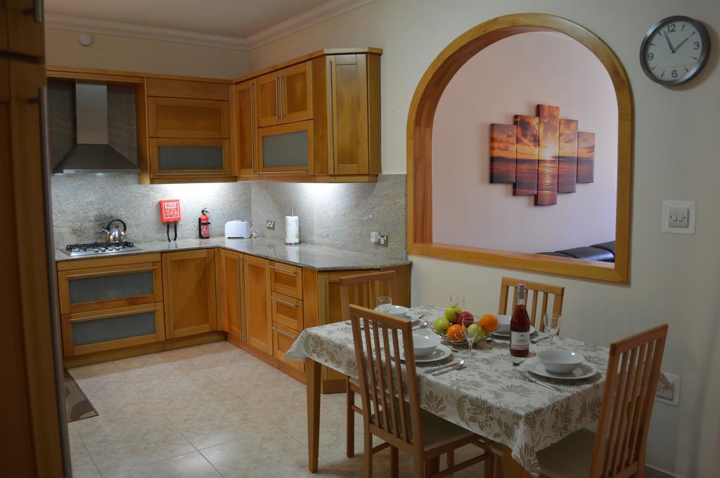 The April Maisonette Marsaskala Exterior photo